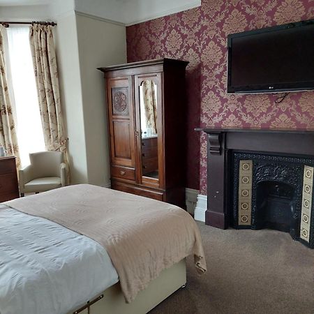 Branstone Guest House ลันดิดโน ภายนอก รูปภาพ
