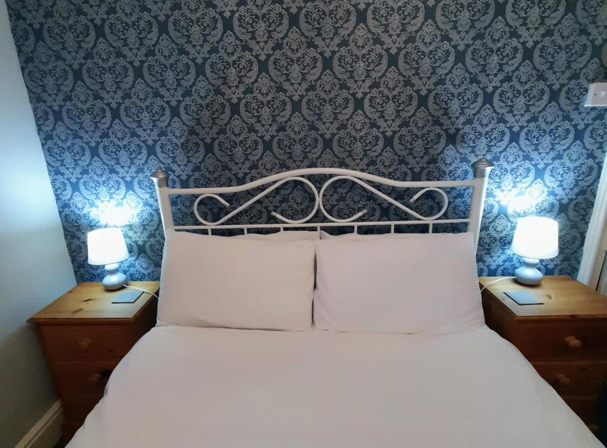 Branstone Guest House ลันดิดโน ภายนอก รูปภาพ