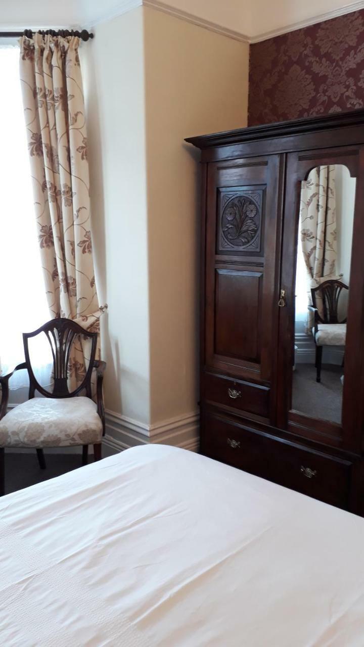 Branstone Guest House ลันดิดโน ภายนอก รูปภาพ